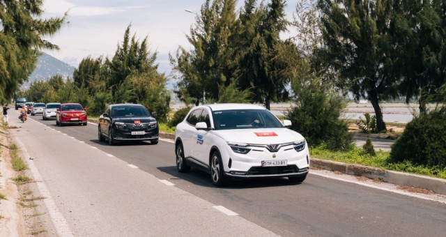 VinFast gây 'sốc' khi miễn phí sạc ô tô điện tới 3 năm nhân dịp đón Tết Bính Ngọ 2026